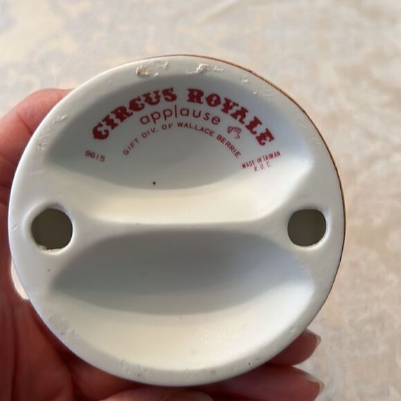 Vintage 1983 porcelain Circus Royale #9615 Ringmaster Wallace Berrie GVC - Picture 10 of 10